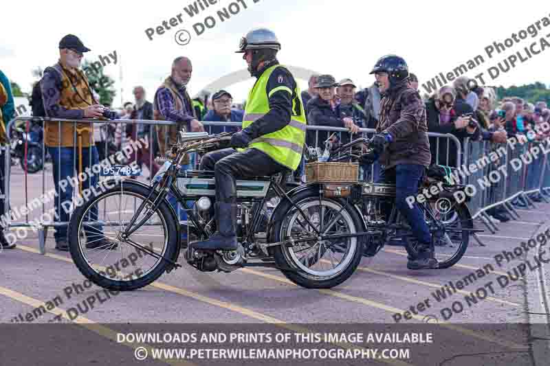 Vintage motorcycle club;eventdigitalimages;no limits trackdays;peter wileman photography;vintage motocycles;vmcc banbury run photographs